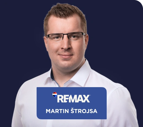Realitní makléř Martin Štrojsa při prodeji nemovitosti v Ústí nad Labem